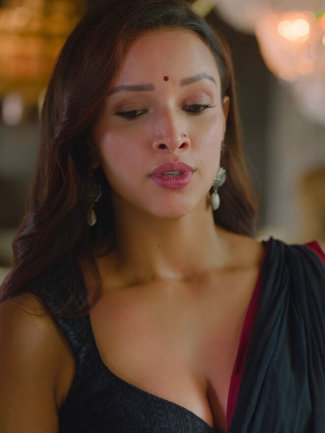 🌟 Triptii Dimri: 10 Stunning Highlights of Bollywood’s Overnight Sensation