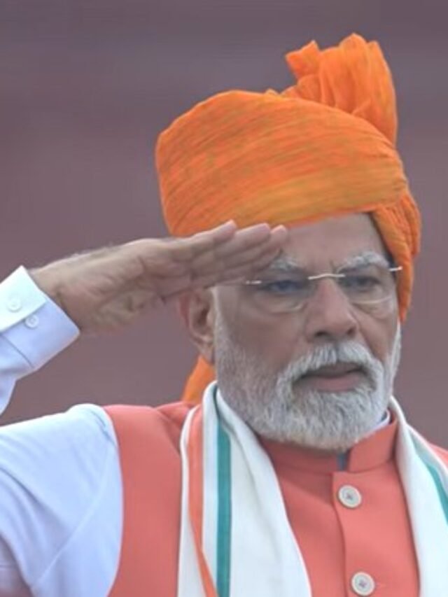 MODI @ RED FORT – Independence photos
